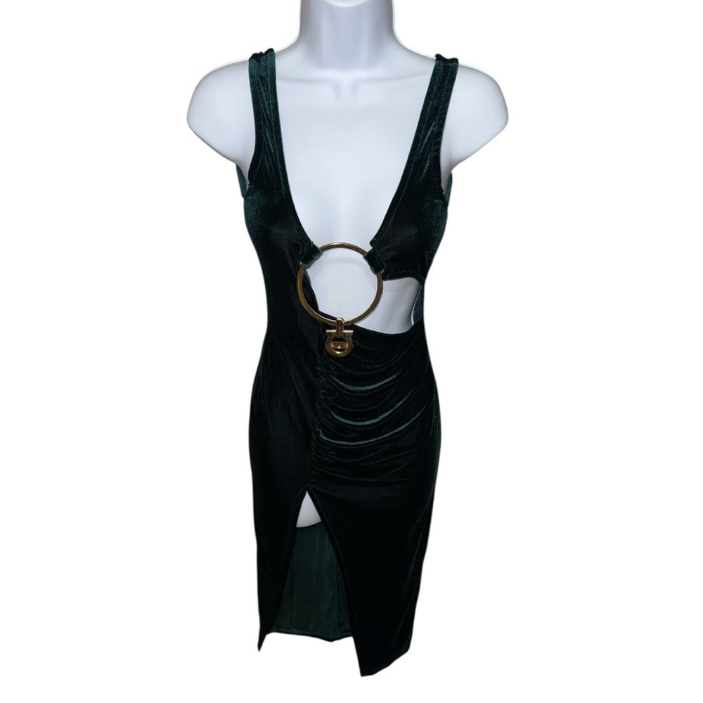 Women’s Posh by V Emerald Green Cut Out Velvet Dress - S